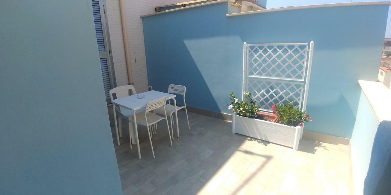 Zefiro Hotel Fiumicino Luaran gambar